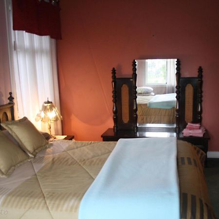Hostal Saint Mary'S Tababela Værelse billede