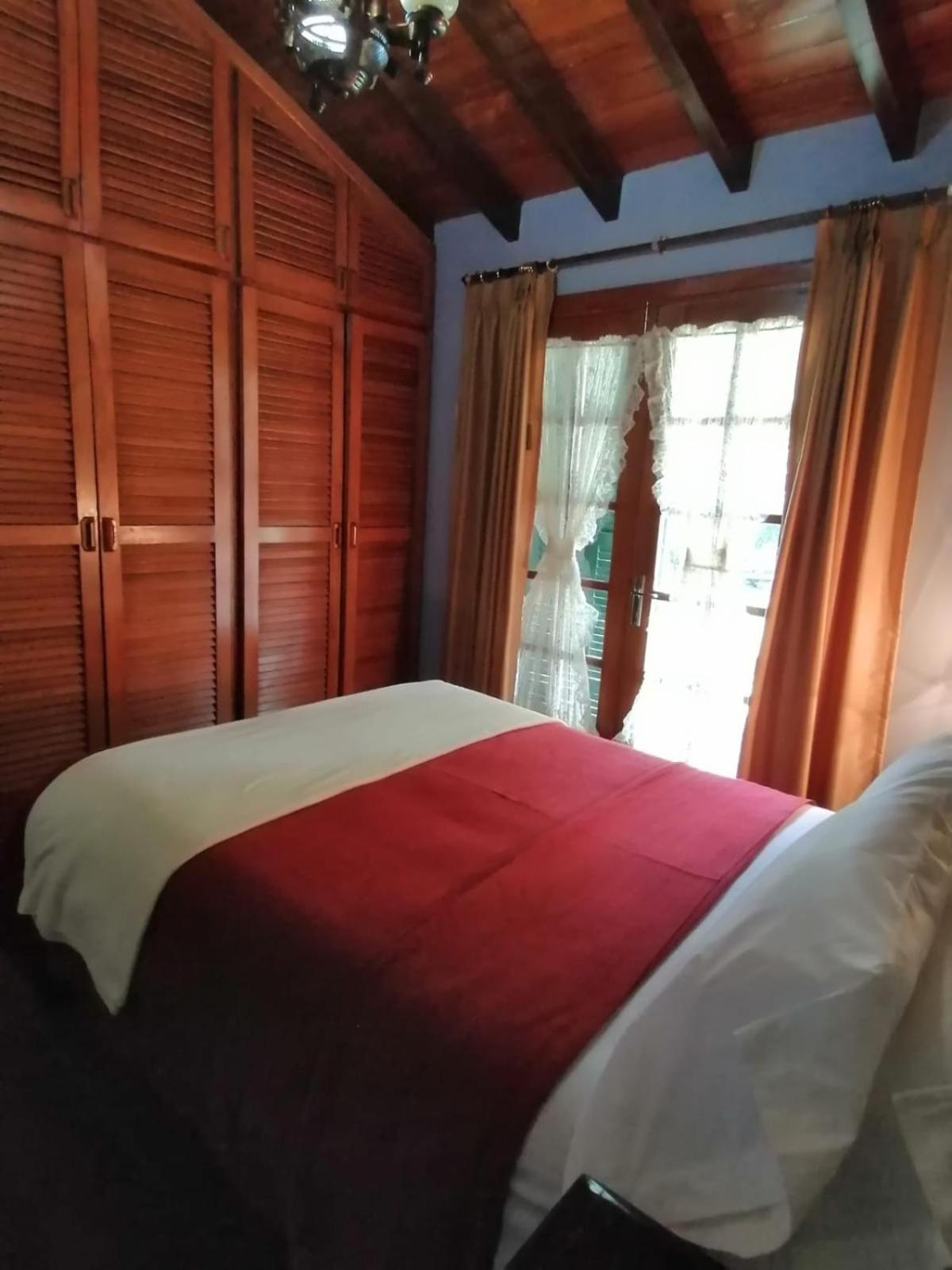 Hostal Saint Mary'S Tababela Eksteriør billede